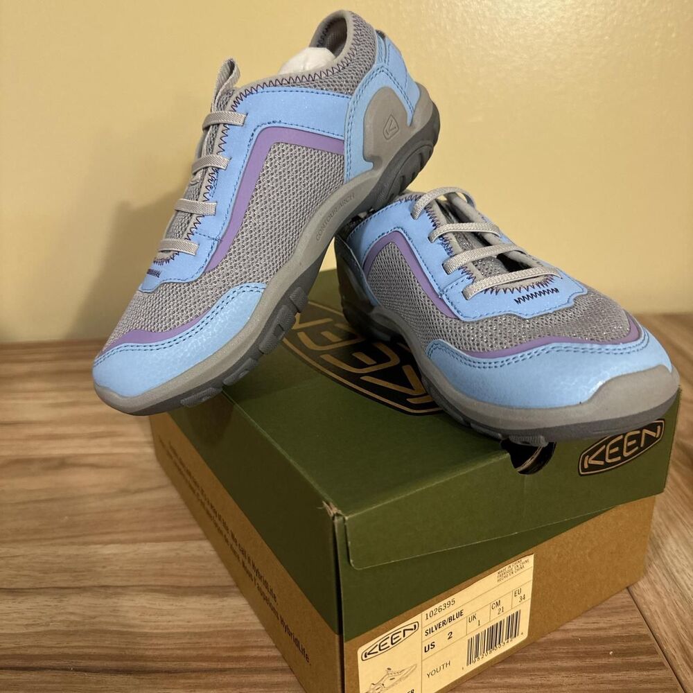 KEEN Knotch Tracer US 2 EU34 Blue Pearl Sneakers US2 big kids girls washable